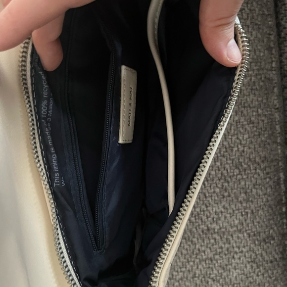 Matt & Nat creme clutch/purse - Picture 6 of 9